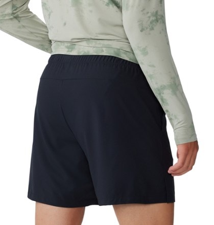 Mountain Hardwear Shade Lite Shorts - Men's 7" inseam 6