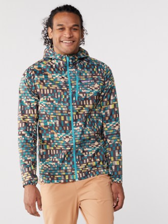 Nike shield ghost sale flash men's running jacket