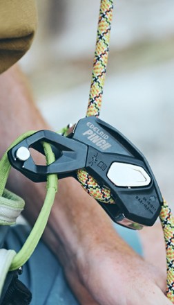 Location Image for Pinch Belay Device