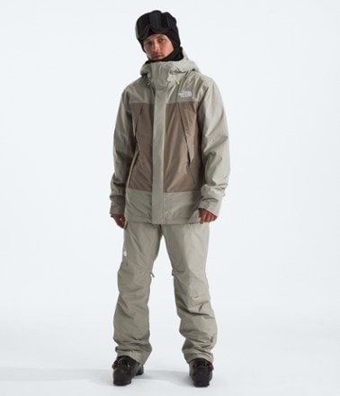 The North Face Freedom Insulated Snow Pants - Men's Short Sizes 3