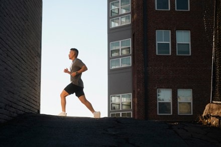 Garmin Forerunner 570 9