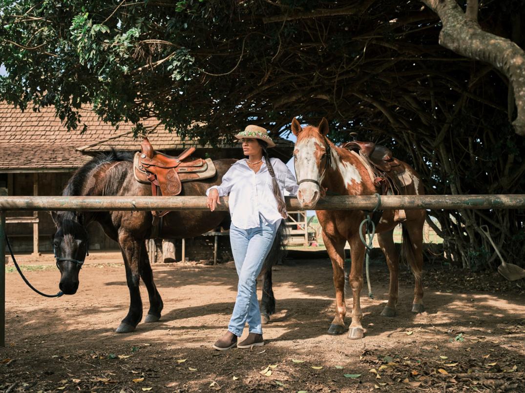 Location Image for Pehuea Mid Boots - Women's