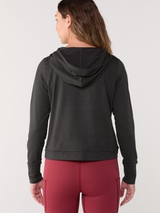 Vuori Halo Essential Hoodie - Women's 4