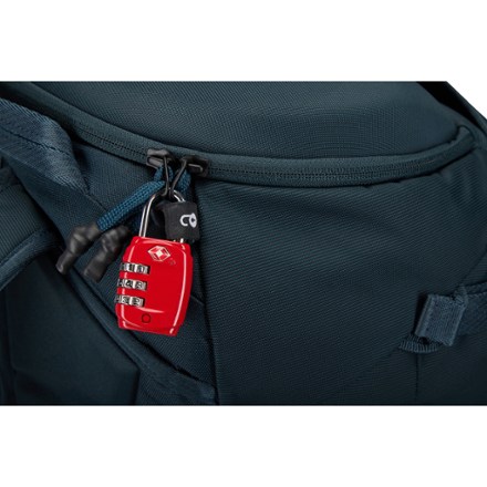 Thule Landmark 60 L Travel Pack - Men's Lock not included