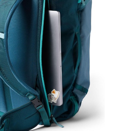 Cotopaxi Allpa 35 L Travel Pack 9