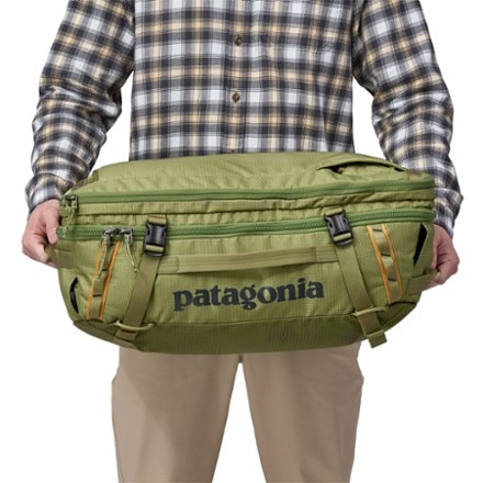 Patagonia Black Hole MLC Pack 8