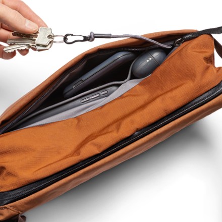 Bellroy Venture Sling 9 L 7
