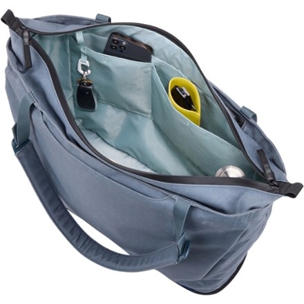 Thule Aion Tote Bag 10