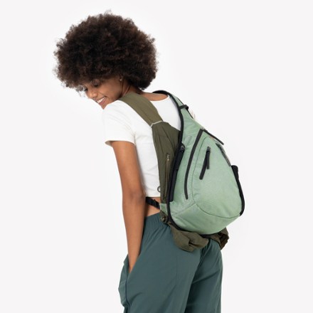 Sherpani Esprit Anti-Theft Sling Bag 4