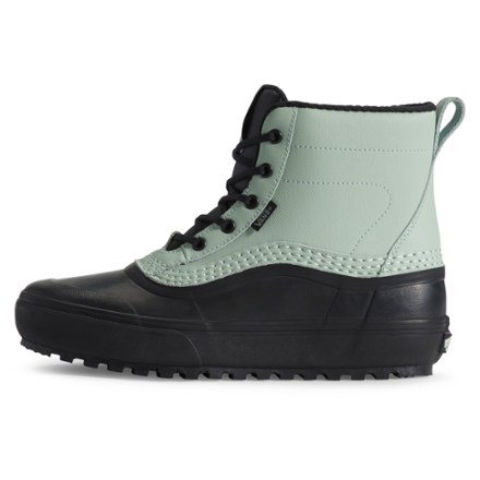 Vans Standard Mid Snow MTE Boots - Women's 0