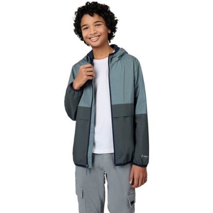 Free Country Easy Hiking Windshear Jacket with Mesh Lining - Kids' 5