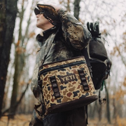 YETI Hopper Flip 12 Soft Cooler 9