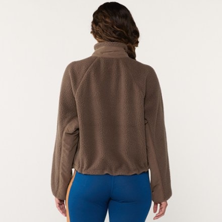 Vuori Alpine Jacket - Women's 2