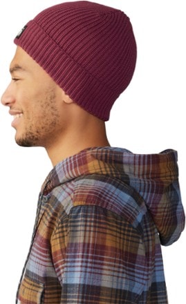 Mountain Hardwear Cabin to Curb Beanie 10