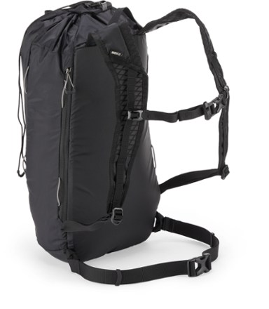 REI Co-op Flash 18 Pack 4