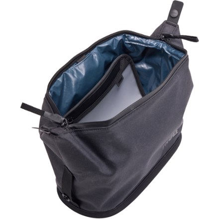Thule Aion Toiletry Kit 6