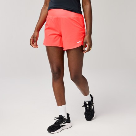 Brooks Chaser 5" Shorts 2.0 - Women's 1