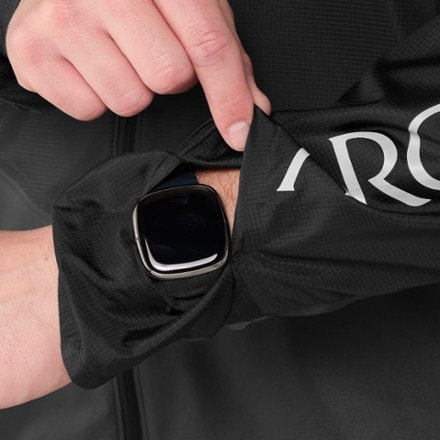 Arc'teryx Norvan Windshell Hoody - Men's 8