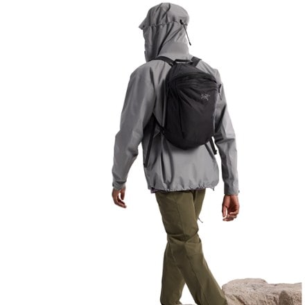 Arc'teryx Heliad 15 Pack 6