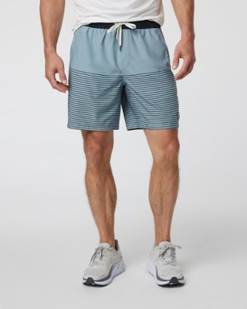 Vuori Kore Shorts - Men's 7.5" Inseam 1