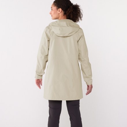 REI Co-op Rainier Long Line Rain Jacket - Women's 4