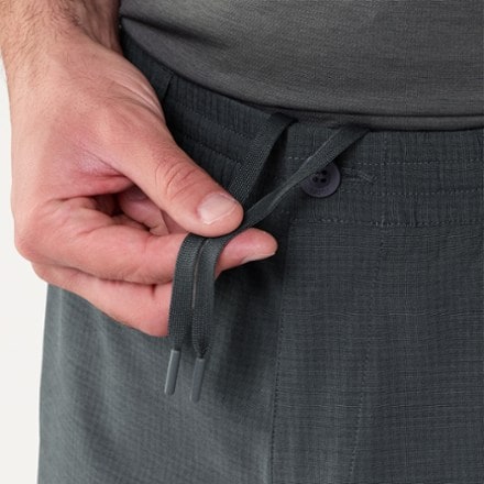 Vuori Aim Elastic Waist 7" Shorts - Men's 4