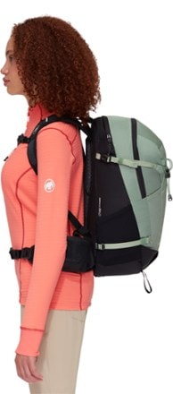 Mammut Lithium 25 Pack - Women's 6