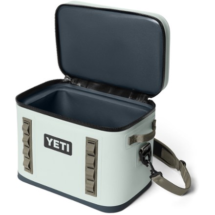 YETI Hopper Flip 18 Soft Cooler 5