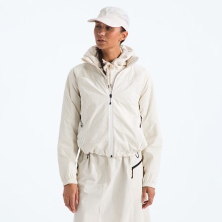 The North Face EG Utility Wind Jacket - Women's 1