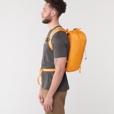 REI Co-op Flash 18 Pack 2