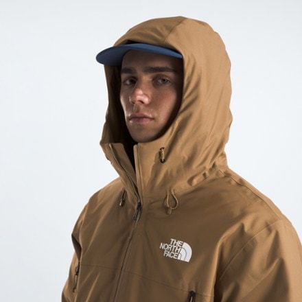 The North Face MTN Range Down Parka - Men's 4