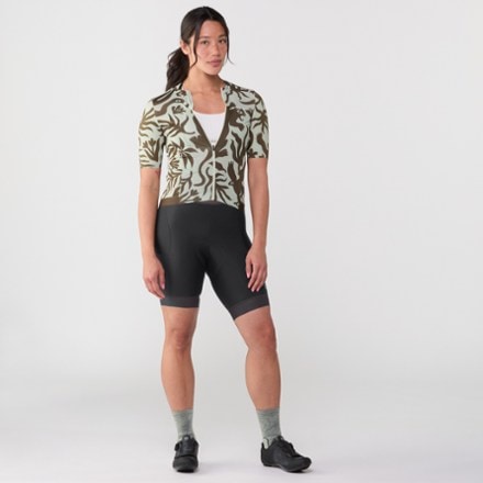 Peppermint Cycling Co. Signature Cargo Cycling Bib Shorts - Women's 4