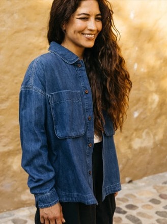 Finisterre Gwavas Denim Shirt - Women's 2