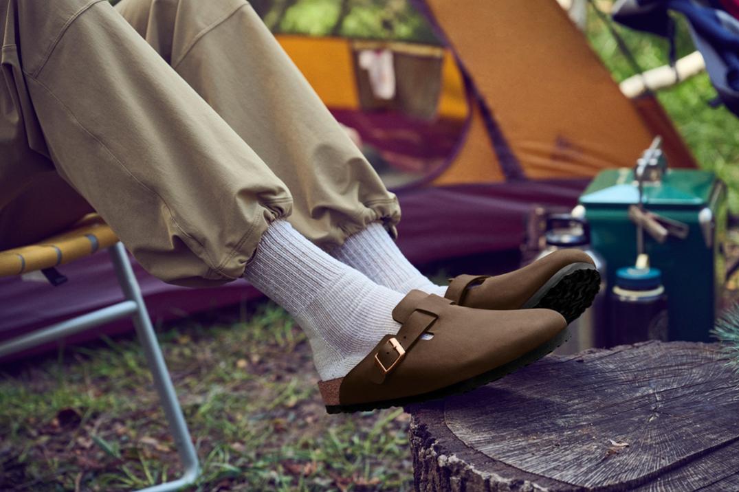 Location Image for Boston Soft Footbed Clogs - Men's