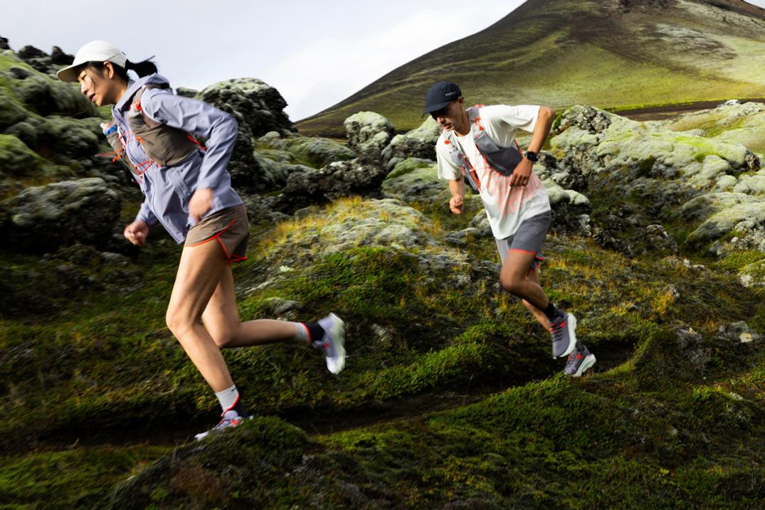 Location Image for Adv Skin 12 Hydration Vest - Women's