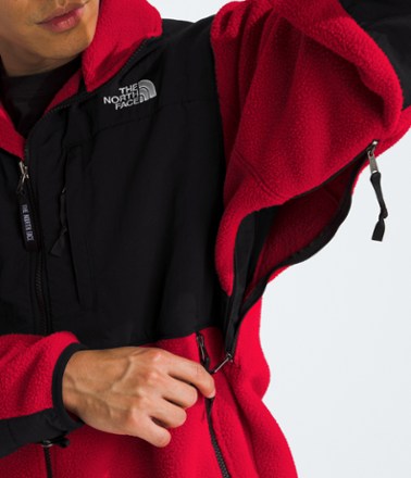 The North Face Retro Denali Jacket - Men's 6