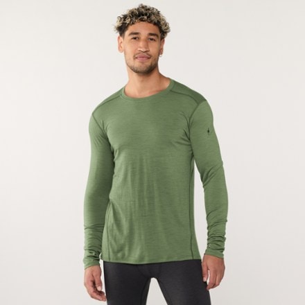 Smartwool Classic All-Season Merino Long-Sleeve Base Layer Top - Men's 1