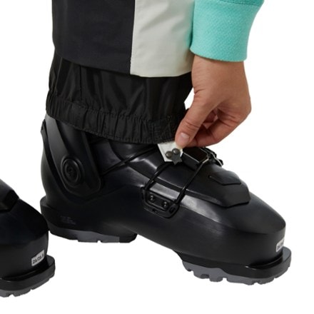 Helly Hansen Switch Cargo Bib Snow Pants - Women's 5