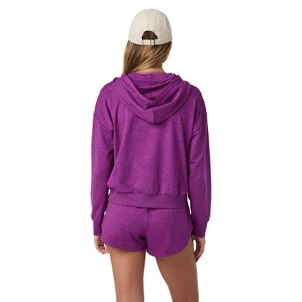 Vuori Halo Modern Pullover Hoodie - Women's 1