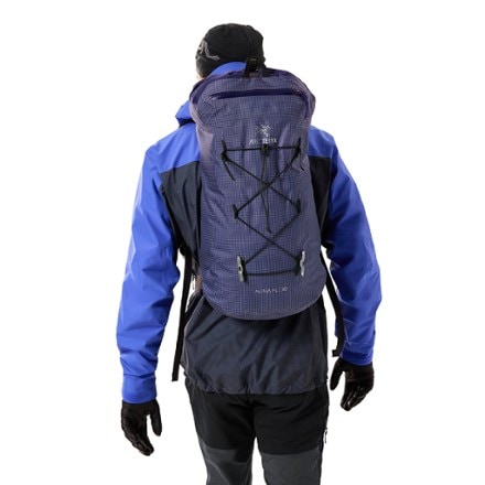 Arc'teryx Alpha FL 30 Pack 5