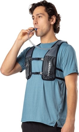 Nathan QuickStart 2.0 3 L Hydration Pack 7