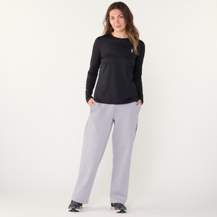 On Focus Tech Sweatpants - Women's 3