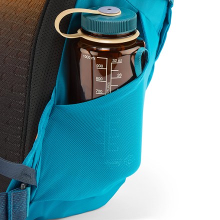 Gregory Kiro 24 Pack Water bottle pocket (bottle not included)