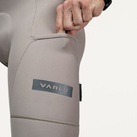 Varlo Roam Cargo Bib Shorts V2 - Men's 9
