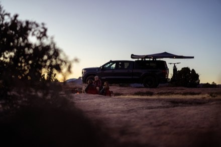 Yakima OverNOut 270 Awning - LH 8