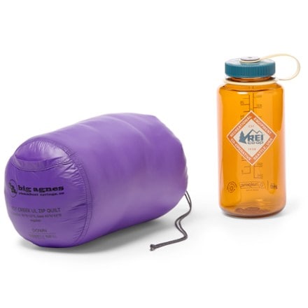 Big Agnes Fly Creek UL Zip Quilt Stuff sack (32oz bottle not included)