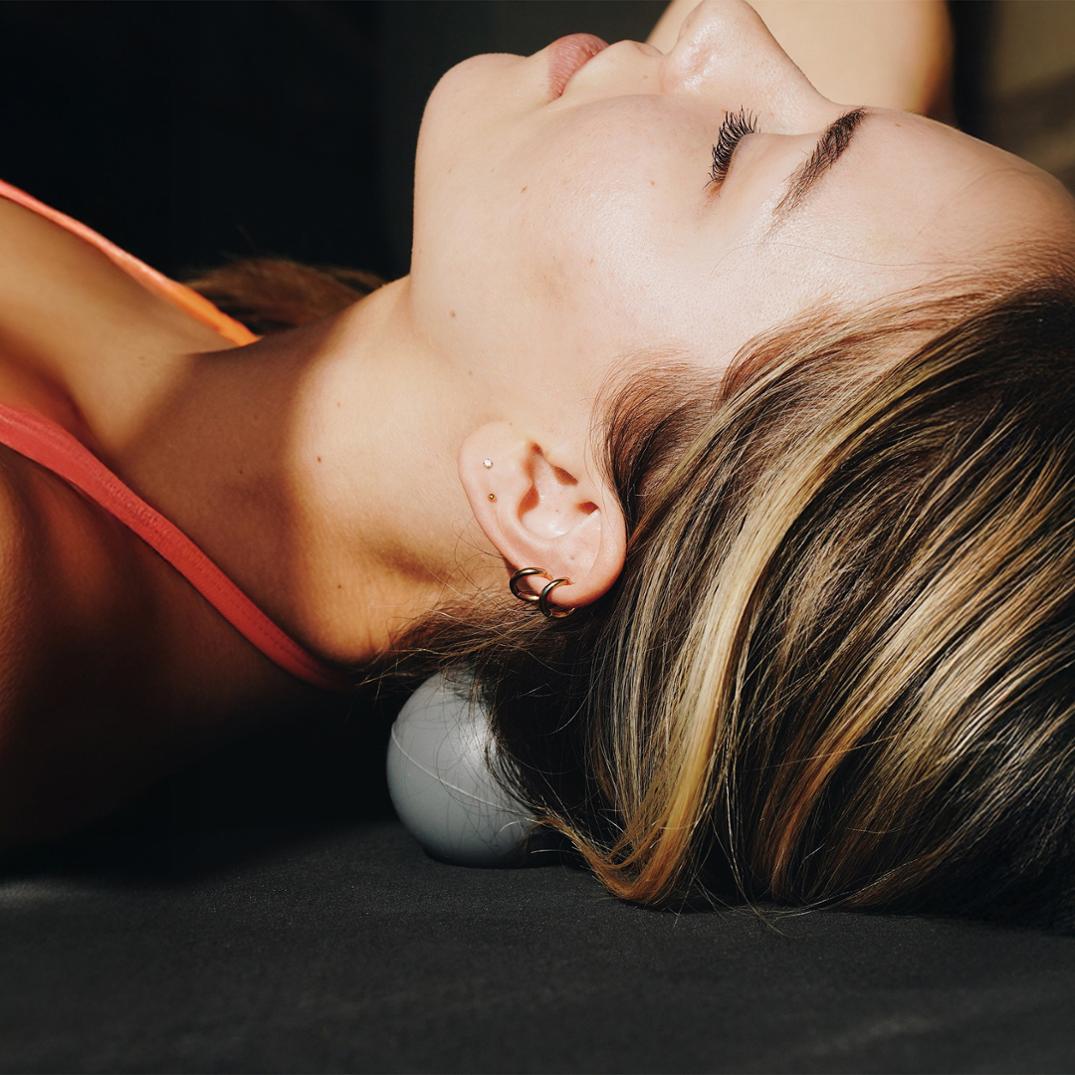 Location Image for Tiger Ball Peanut 2.4 Foam Roller