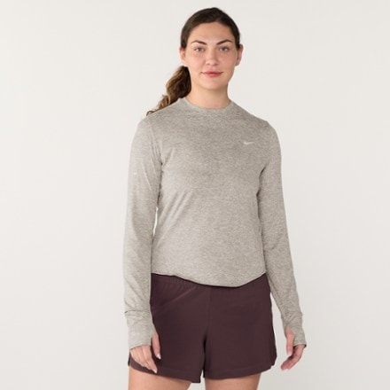 Nike Swift Dri-FIT UV Long-Sleeve Crewneck Top - Women's 2