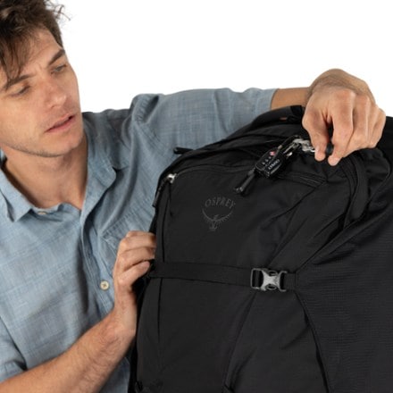 Osprey Farpoint Fairview 65 Wheeled Travel Pack 6