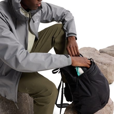 Arc'teryx Heliad 15 Pack 7